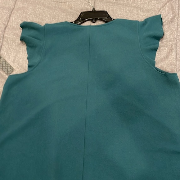 Massini green dress, size 1x, comfortable and stretchy. - Picture 8 of 9